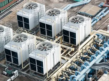 Rooftop cooling units with insulated chilled-water piping